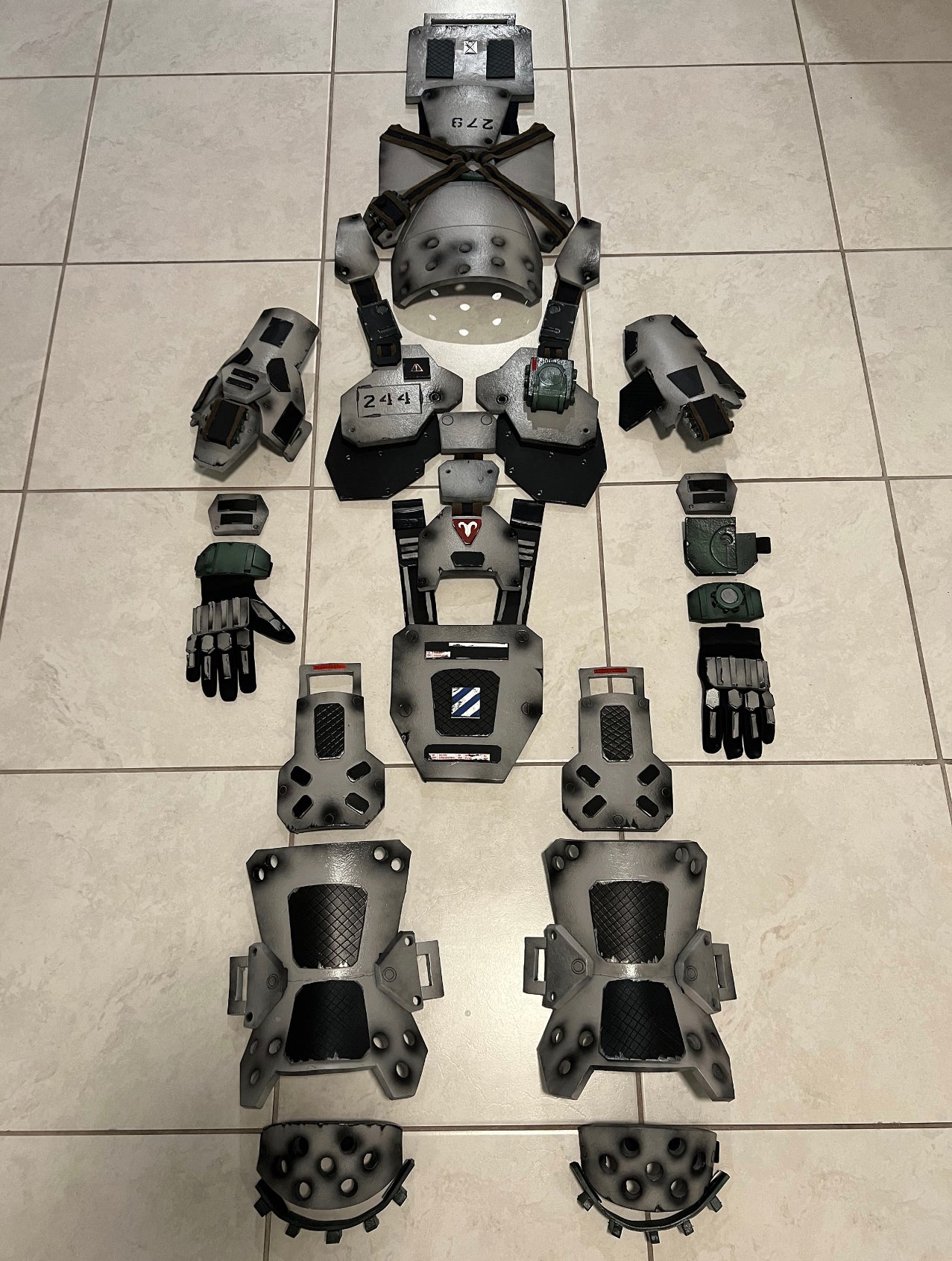 Titanfall Pilot Costume Set