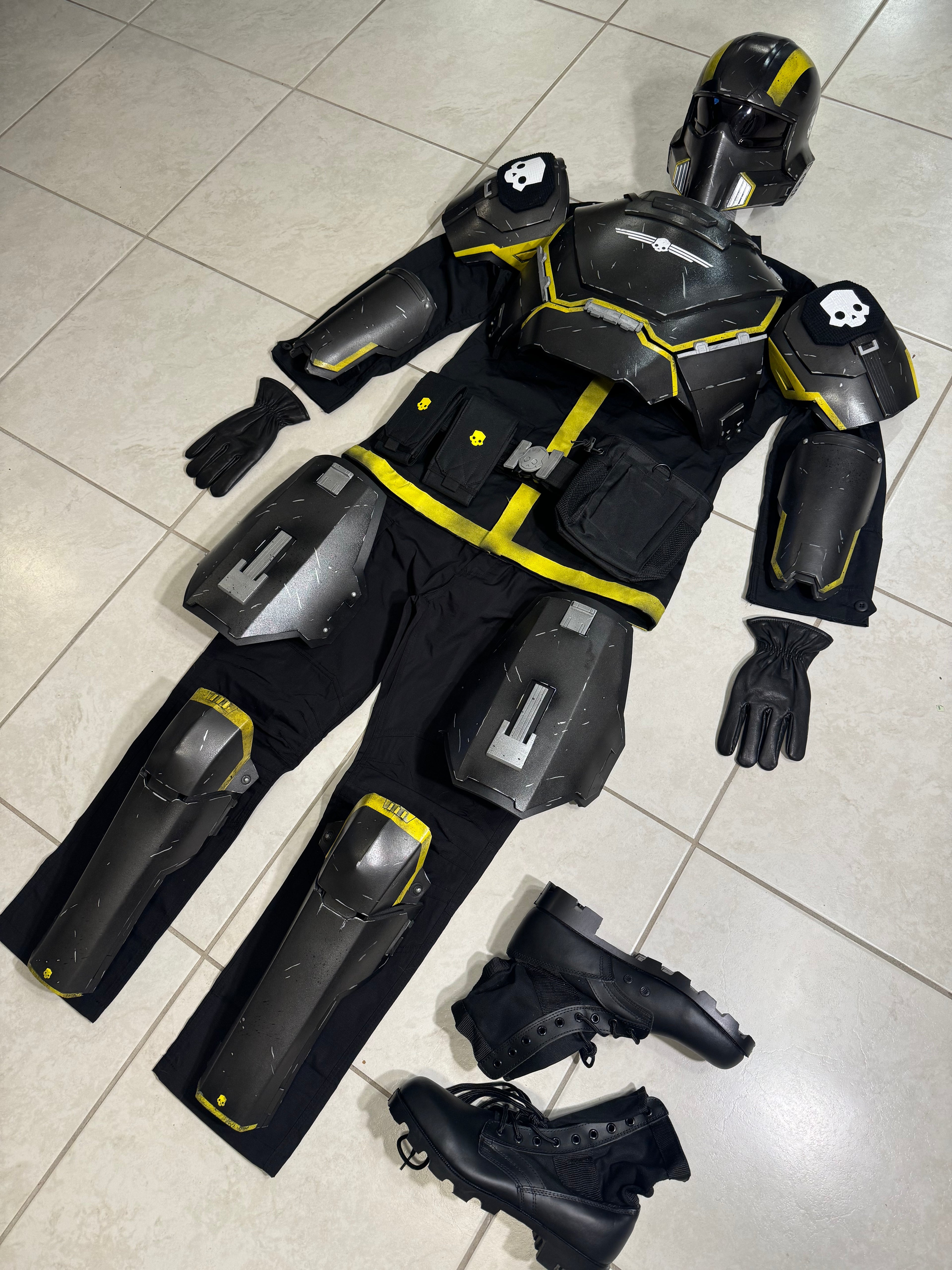 Helldiver’s 2 Costume Armor Set